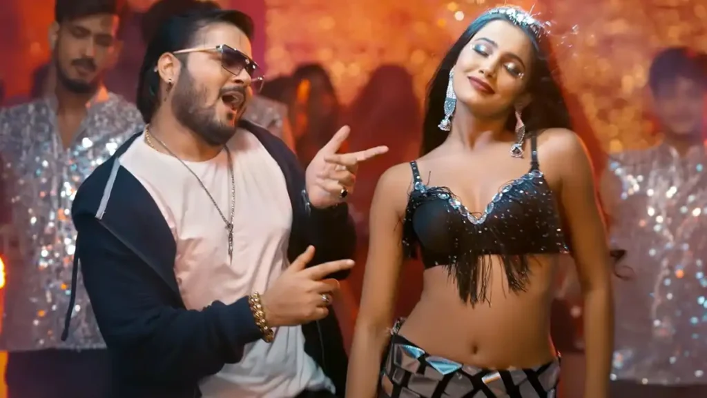 Arvind Akela Kallu's Explosive Song Gajbe Ke Dole Released