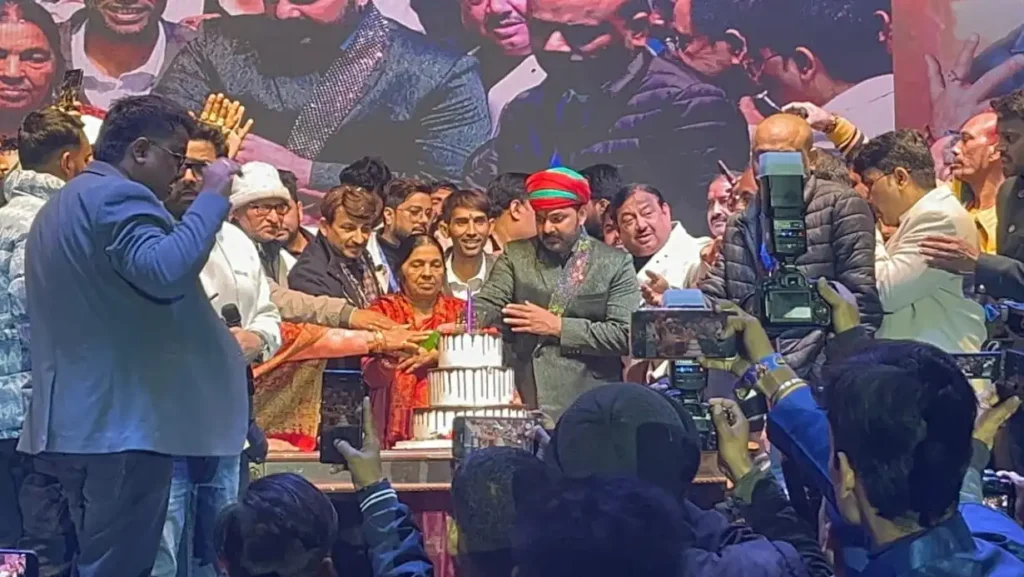 Superhit Song Ara Ke Othlali Released On Power Star Pawan Singh's Birthday
