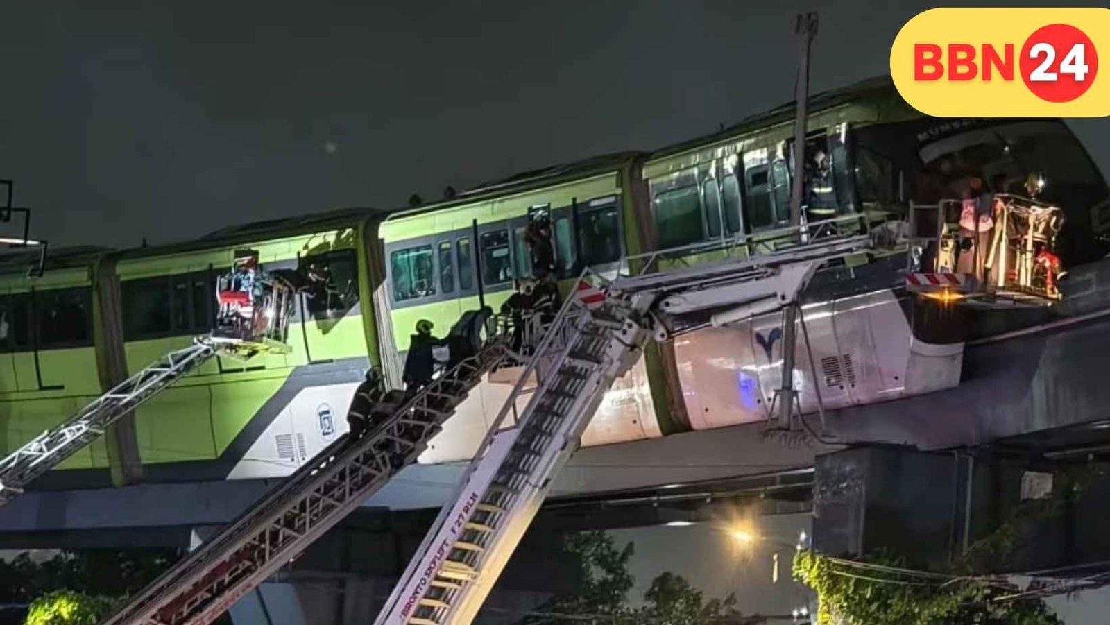 Mumbai Monorail Passengers Rescue Operation