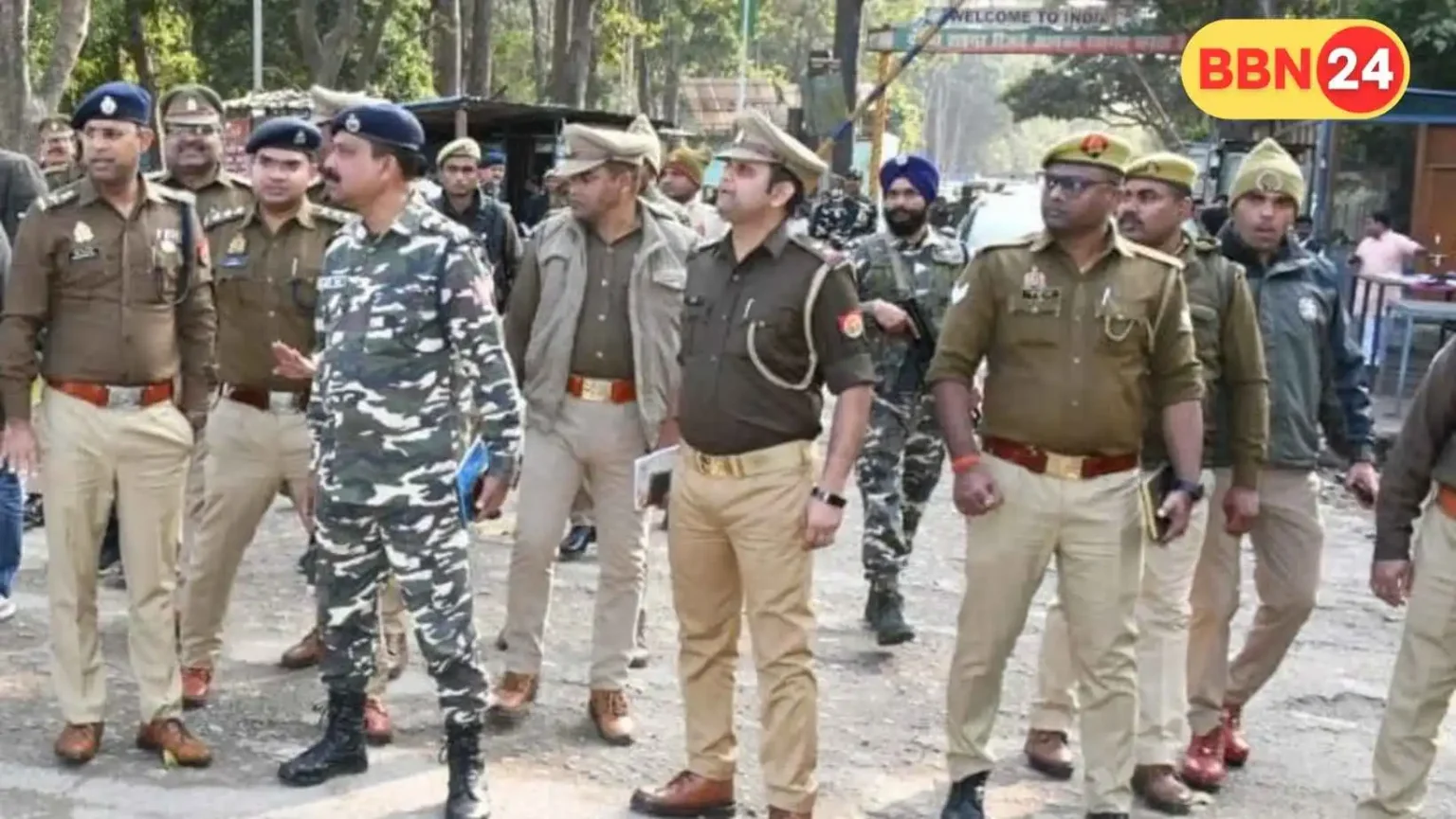 Bihar Nepal Border Foreigners Arrested Fake Passports