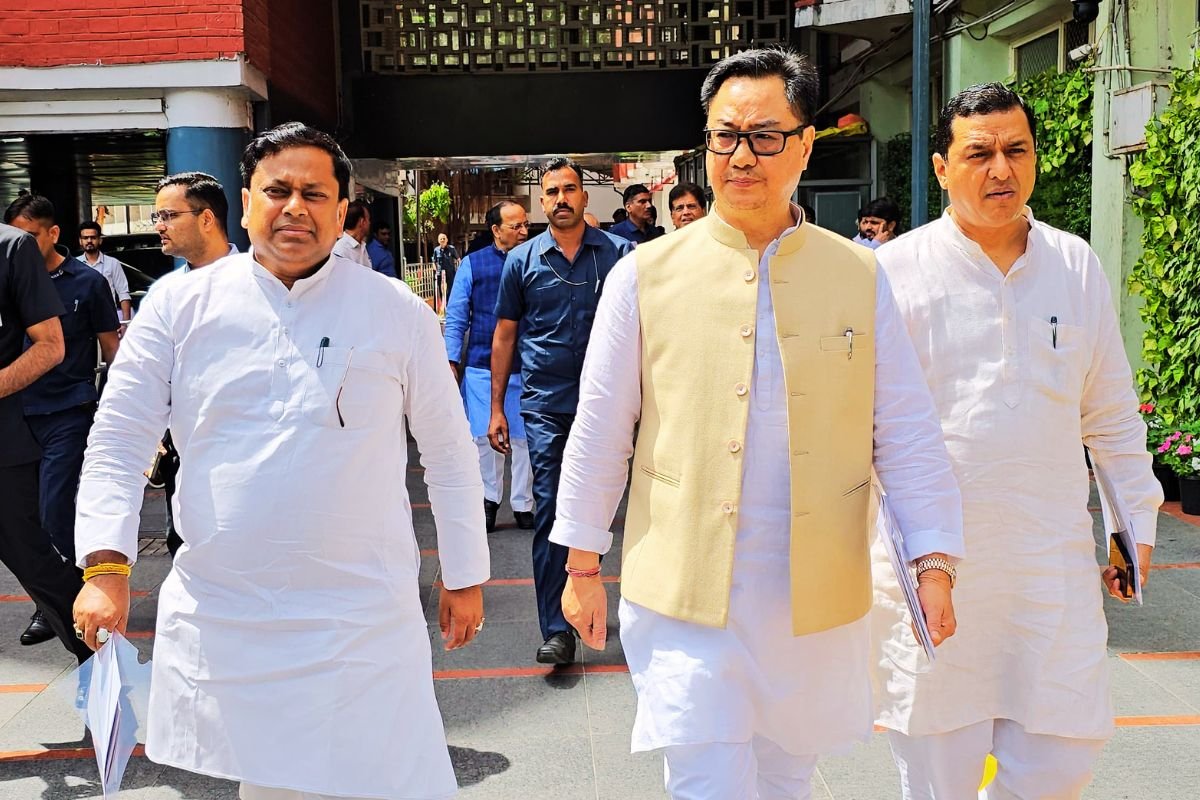 Bjp Delegation Meets Eci West Bengal Elections News.jpg