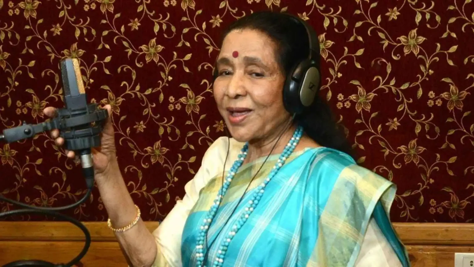Asha Bhosle Lesser Known Facts 8 Things