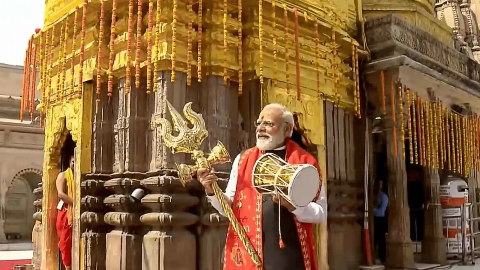 Pm Modi Varanasi Roadshow Kashi Vishwanath Visit